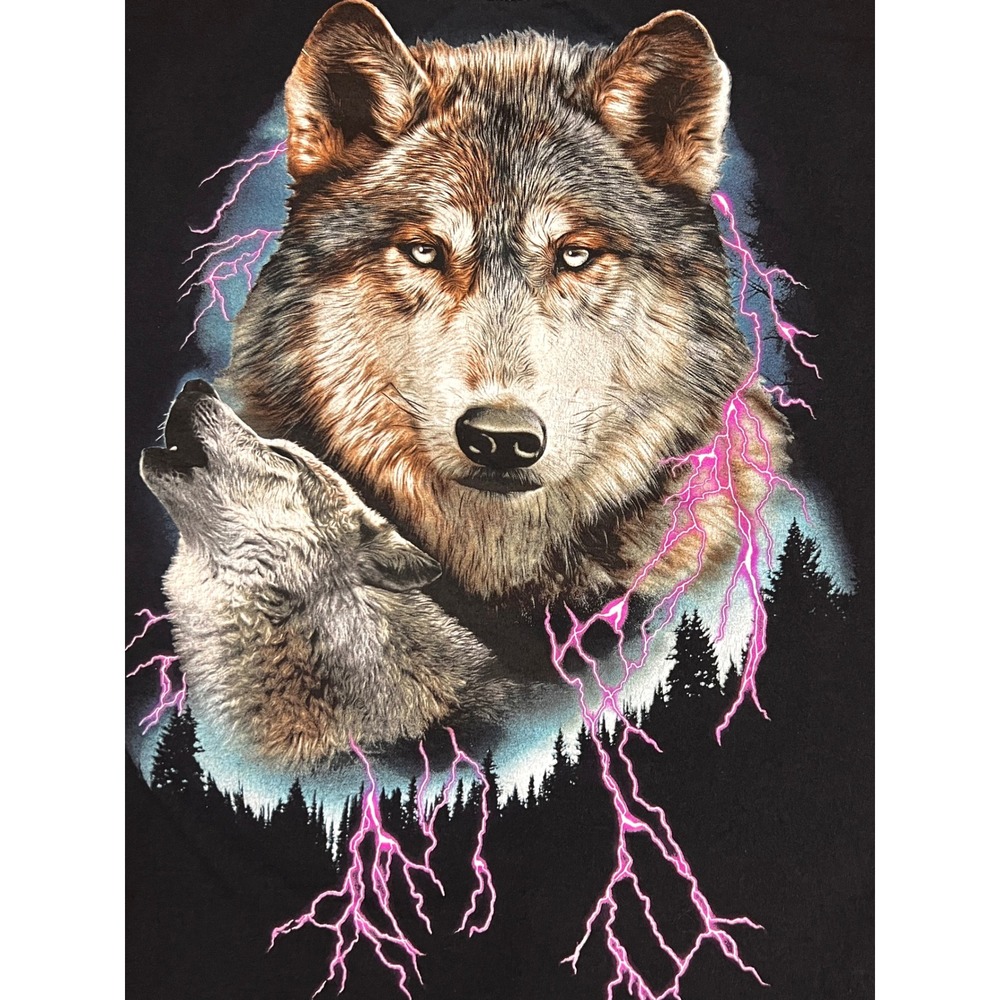 Fruit of the Loom Wolf Lightning Graphic T-Shirt Mens Large Black Cotton Tee - Picture 2 of 6